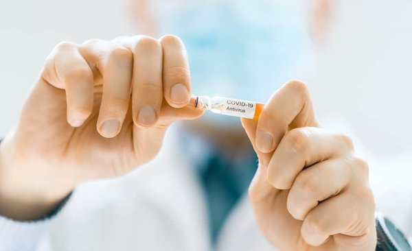 What's the Most Effective Way to Prevent Tennis Elbow in Racket Sports?